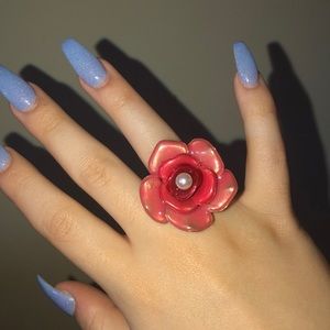 Pink rose ring with gold band. Great condition